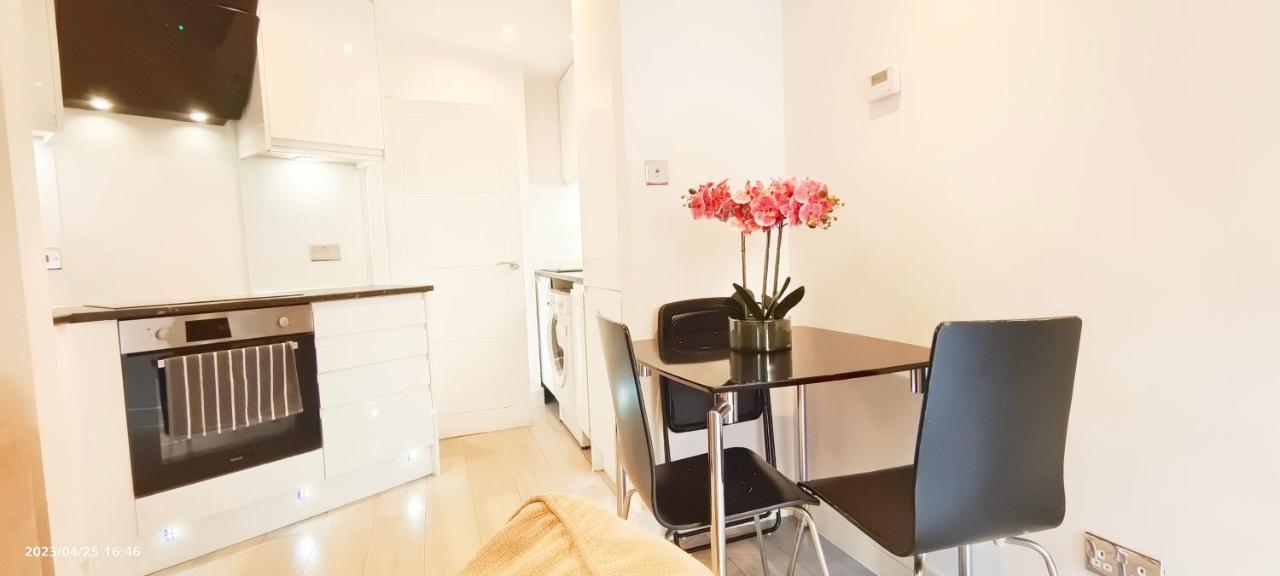 Daisy Garden In Marylebone Apartment London Bagian luar foto