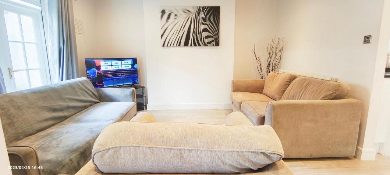Daisy Garden In Marylebone Apartment London Bagian luar foto